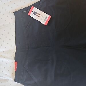 Dark Blue  Nautica Women's Mid Rise  Short Size M, XXl  NWT